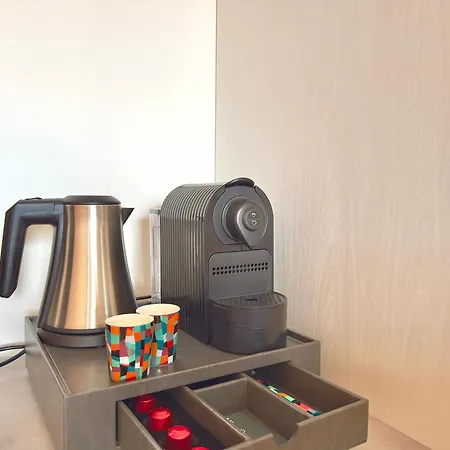 Pool, Parking And Wi-fi In 6 Pax Apartment *
