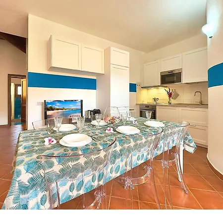 Pool, Parking And Wi-fi In 6 Pax Apartment