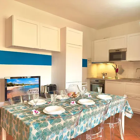Pool, Parking And Wi-fi In 6 Pax