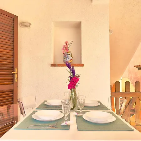 Apartment Pool, Parking And Wi-fi In 6 Pax Porto Cervo